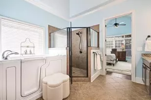 11192 Brookhaven Club Dr, Johns Creek, GA 30097 - Photo 17