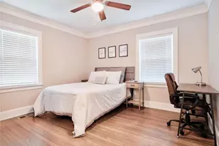 1074 Jefferson Ave, East Point, GA 30344 - Photo 9