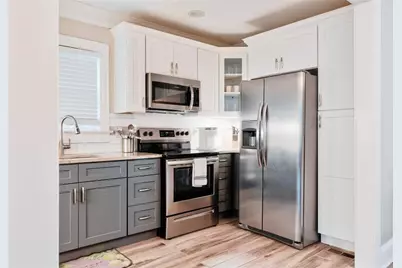 1074 Jefferson Avenue, East Point, GA 30344 - Photo 5