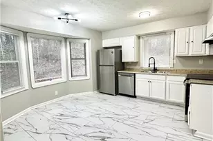 337 Bradley Woods Ct NW, Lilburn, GA 30047 - Photo 5