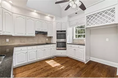 1850 Windsor Wood Drive, Roswell, GA 30075 - Photo 3