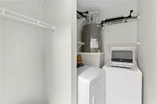 3777 Peachtree Road NE, Atlanta, GA 30319 - Photo 33