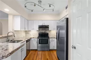 3777 Peachtree Road NE, Atlanta, GA 30319 - Photo 13