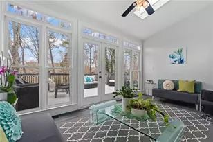 4367 Dunmore Rd NE, Marietta, GA 30068 - Photo 5