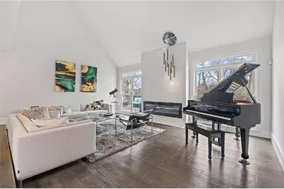 4367 Dunmore Road NE, Marietta, GA 30068 - Photo 3