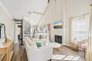 1346 Yorkshire Ln, Woodstock, GA 30188 - Photo 3