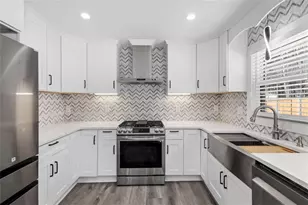 5109 Dogwood Hills Dr, Sugar Hill, GA 30518 - Photo 13