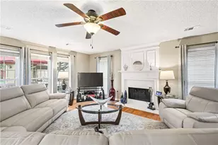 914 Wenham Ln, Lawrenceville, GA 30044 - Photo 7