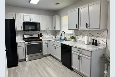 8258 Champion Trail, Fairburn, GA 30213 - Photo 3