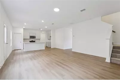 5341 Heron Bay Boulevard, Locust Grove, GA 30248 - Photo 7