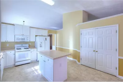 1705 Prospect Creek Drive, Lawrenceville, GA 30043 - Photo 9