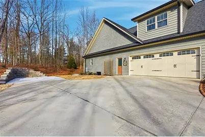 7671 Fern Lane, Lula, GA 30554 - Photo 3