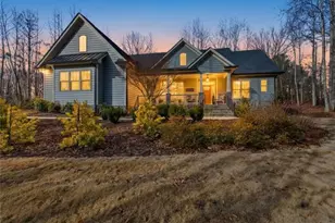 7671 Fern Ln, Lula, GA 30554 - Photo 3