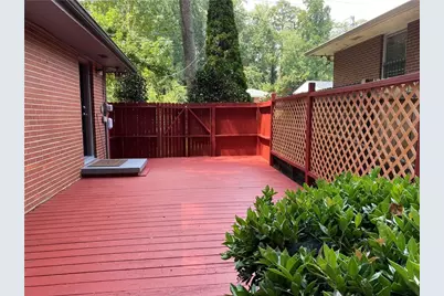 1975 Clearwater Drive SE, Marietta, GA 30067 - Photo 11