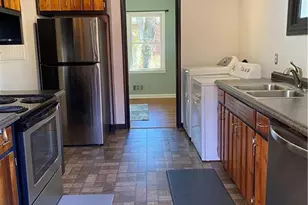 1975 Clearwater Dr SE, Marietta, GA 30067 - Photo 5