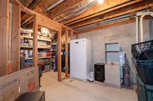 385 Oak Springs Dr, Lawrenceville, GA 30043 - Photo 35