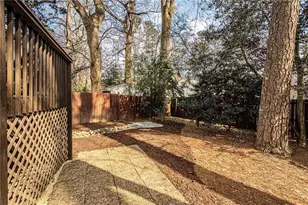 205 Old Ivy Rd NE, Atlanta, GA 30342 - Photo 5