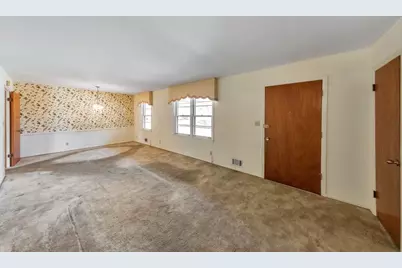 3967 Gladney Drive, Doraville, GA 30340 - Photo 3