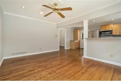 3302 Lenox Place NE, Atlanta, GA 30324 - Photo 5