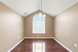 601 Sweet Apple Cir, Alpharetta, GA 30004 - Photo 19