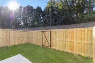 2527 Riverside Rd, Conyers, GA 30013 - Photo 27