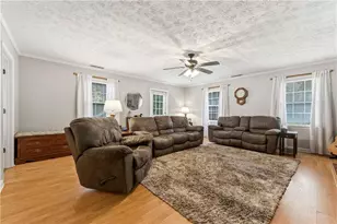 4076 Burnt Hickory Rd NW, Marietta, GA 30064 - Photo 5