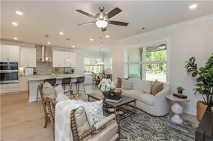 5587 Overview Dr, Flowery Branch, GA 30542 - Photo 9