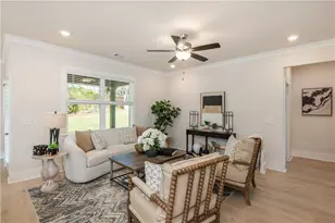 5587 Overview Dr, Flowery Branch, GA 30542 - Photo 11