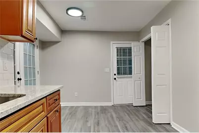 2513 Mistletoe Lane, Snellville, GA 30039 - Photo 7