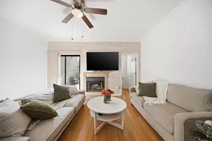 2215 Spring Walk Ct, Atlanta, GA 30341 - Photo 9