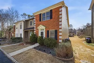 2215 Spring Walk Ct, Atlanta, GA 30341 - Photo 1