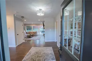 1210 Lenox Cir NE, Atlanta, GA 30306 - Photo 3