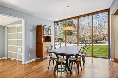 1121 Vistavia Circle, Decatur, GA 30033 - Photo 11