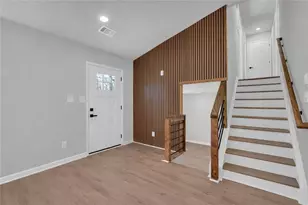 4592 Garden Hills Dr, Stone Mountain, GA 30083 - Photo 5