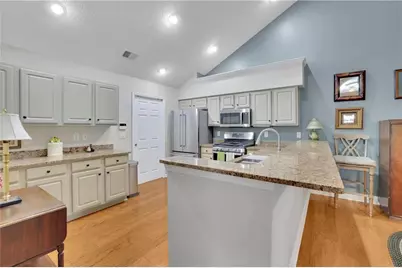 2947 Oakside Circle, Alpharetta, GA 30004 - Photo 3