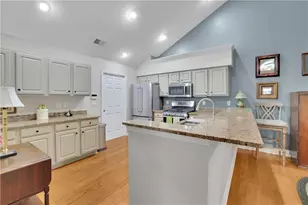 2947 Oakside Cir, Alpharetta, GA 30004 - Photo 3