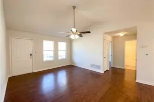 270 Prestigious Pl, Senoia, GA 30276 - Photo 3