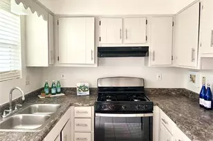 464 Prince of Wales, Stone Mountain, GA 30083 - Photo 7