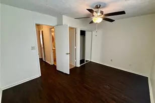 464 Prince of Wales, Stone Mountain, GA 30083 - Photo 19