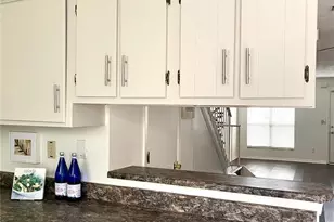 464 Prince of Wales, Stone Mountain, GA 30083 - Photo 7