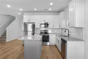 195 Jackson Heights, Cleveland, GA 30528 - Photo 5