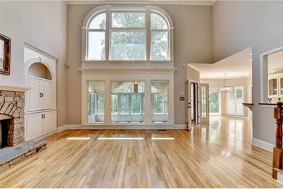 6010 Somerset Court, Suwanee, GA 30024 - Photo 9