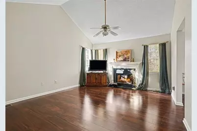 958 Redan Crescent Drive, Stone Mountain, GA 30088 - Photo 13