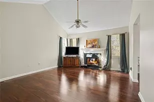 958 Redan Crescent Dr, Stone Mountain, GA 30088 - Photo 13