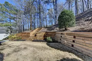 270 Park Creek Dr, Alpharetta, GA 30005 - Photo 43