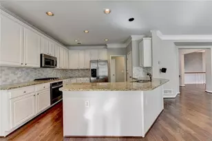 270 Park Creek Dr, Alpharetta, GA 30005 - Photo 17