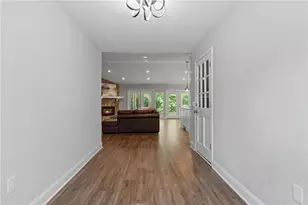 4050 Vintage Ct, Cumming, GA 30041 - Photo 9