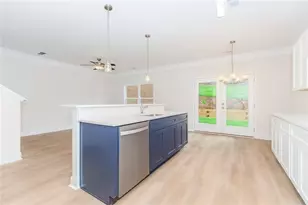 2405 Abner Pl NW, Atlanta, GA 30318 - Photo 5