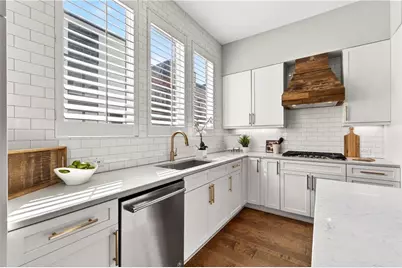 1298 Chelsea Circle NW, Atlanta, GA 30318 - Photo 13