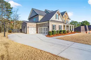 12630 Silver Fox Ct, Roswell, GA 30075 - Photo 3